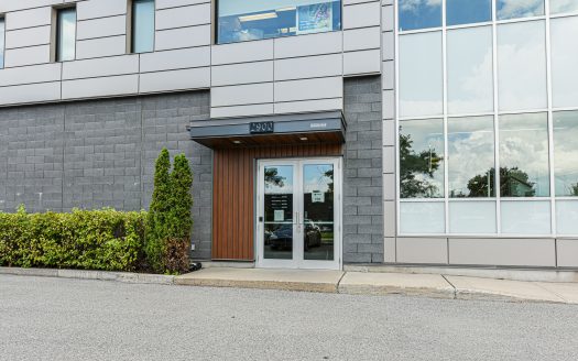 Bureaux à louer à St-Hubert