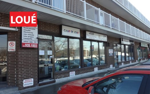 Local commercial à louer à Longueuil