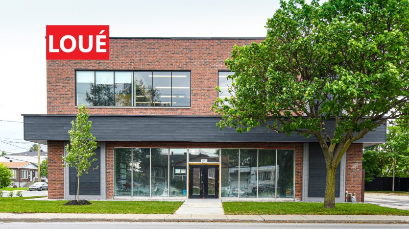 commercial à louer - Longueuil