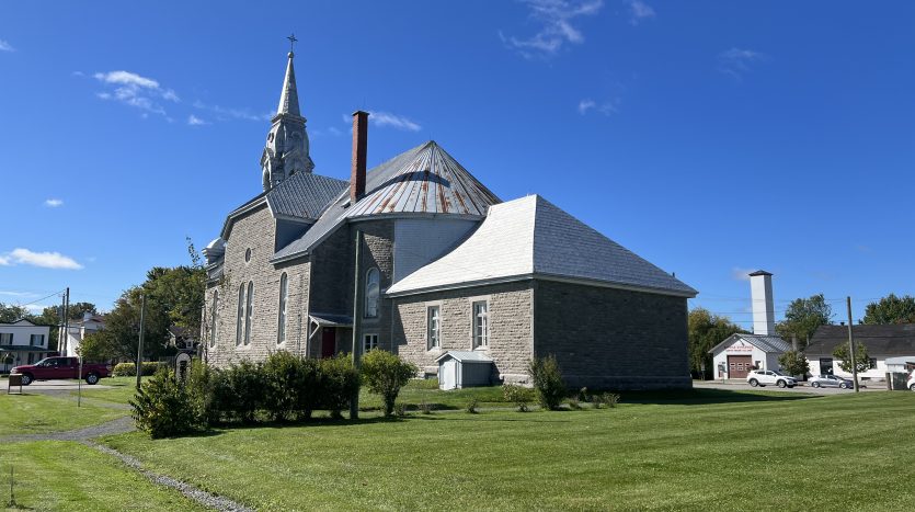 Église à vendre - Ste-Marie-Salomé