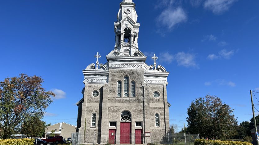 Église à vendre - Ste-Marie-Salomé