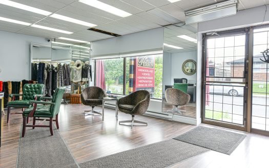 Immeuble commercial à vendre – Longueuil