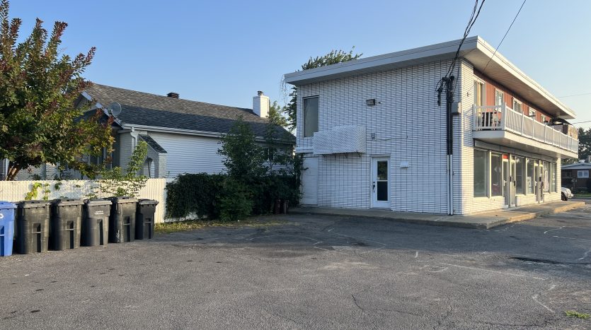 Immeuble semi-commercial à vendre - Longueuil