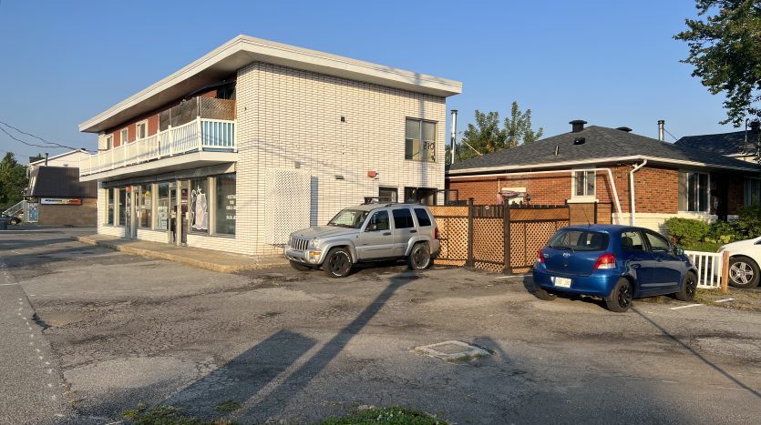 Immeuble semi-commercial à vendre - Longueuil