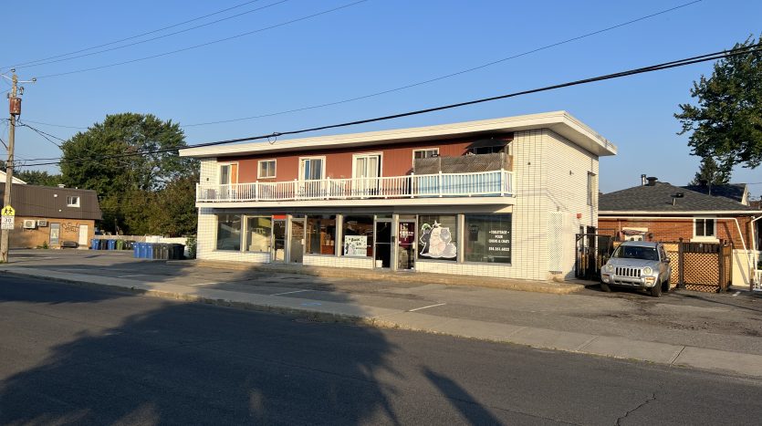 Immeuble semi-commercial à vendre - Longueuil