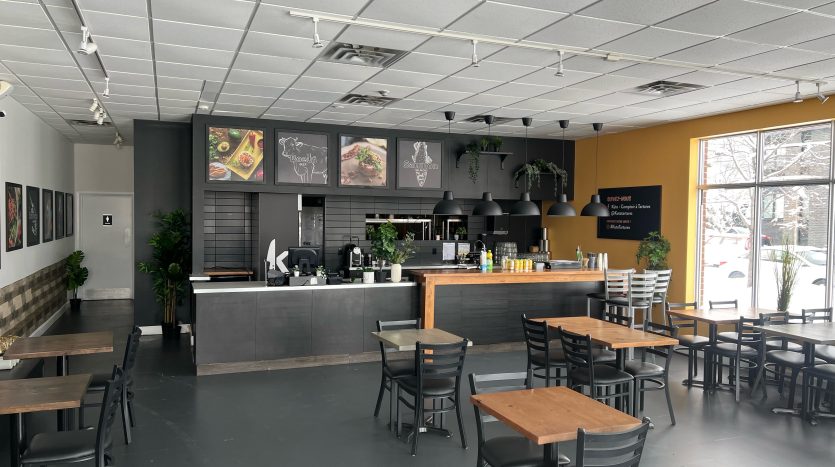 Local à louer - St-Hubert