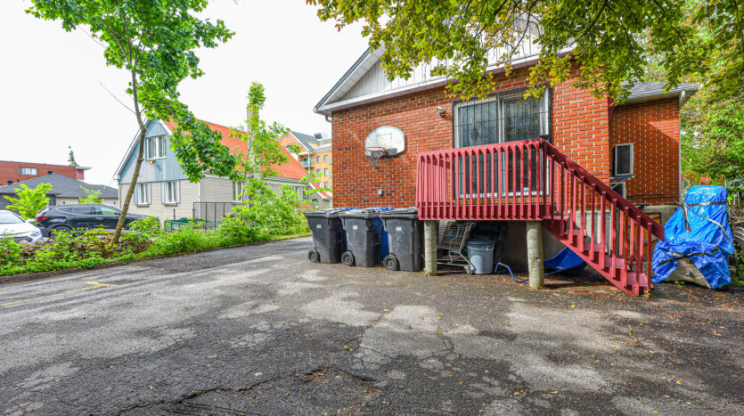 Immeuble commercial à vendre - Greenfield Park