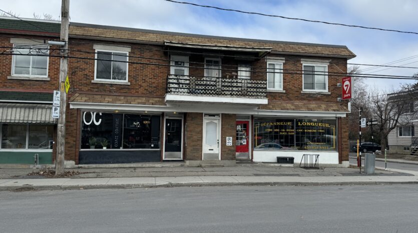 local à louer - Longueuil