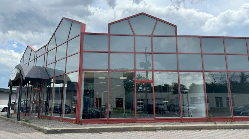 local commercial à louer - greenfield park