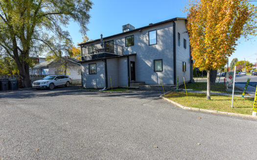 Immeuble à vendre – Greenfield Park