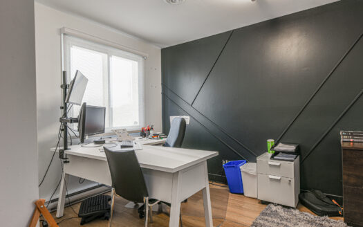 Immeuble à bureaux à vendre – Longueuil