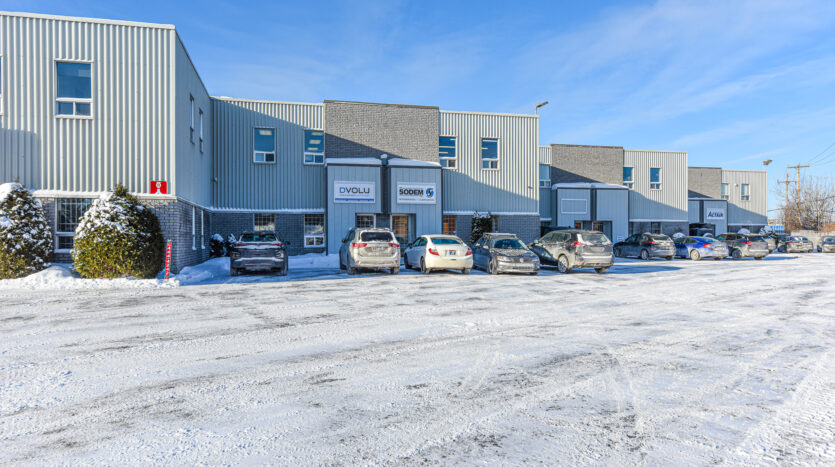 Industriel à louer à Boucherville
