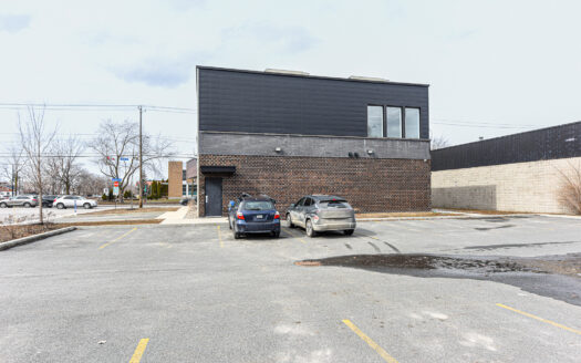 Immeuble à louer à Longueuil