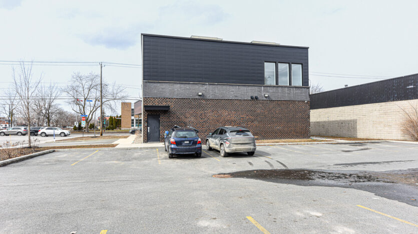 Immeuble à louer à Longueuil