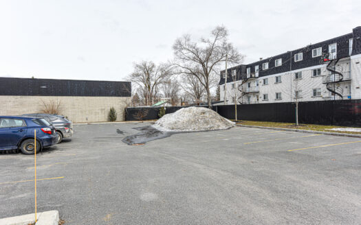 Immeuble à louer à Longueuil