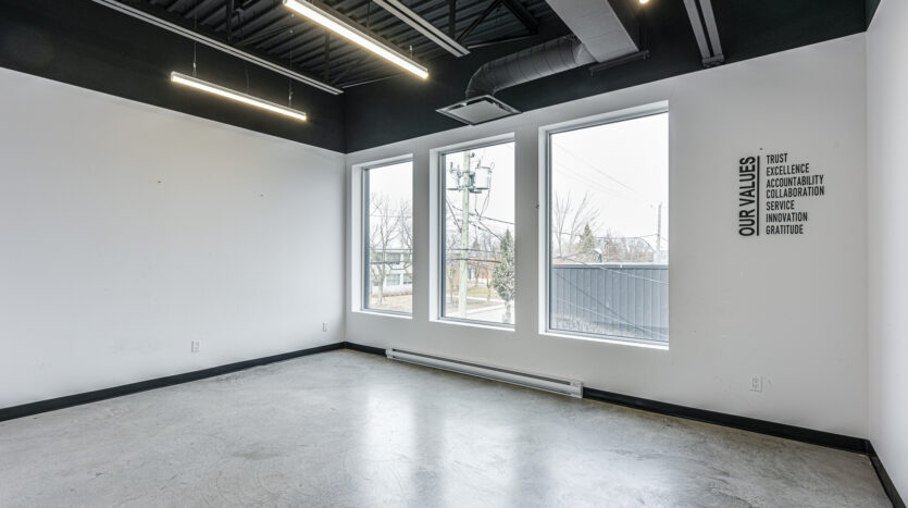 Immeuble à louer à Longueuil