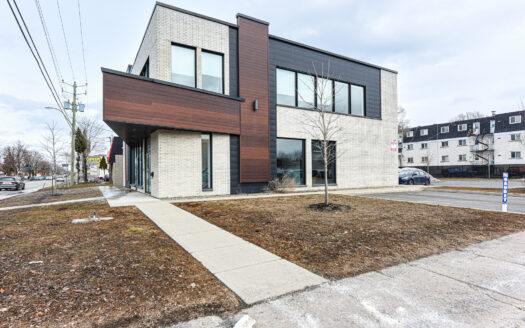 Immeuble à louer à Longueuil