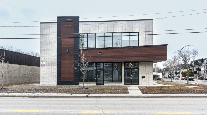 Immeuble à louer à Longueuil