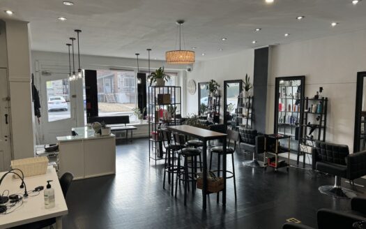 Immeuble semi-commercial à vendre à Longueuil