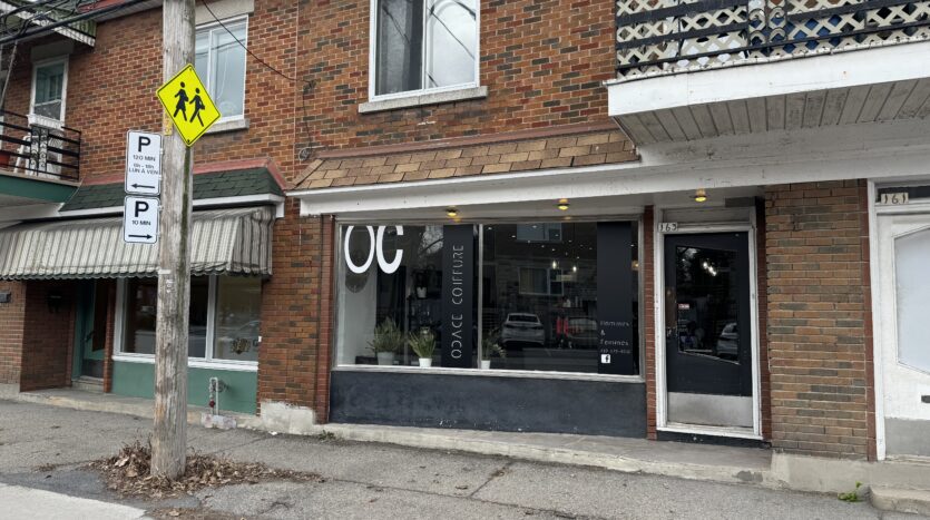 Immeuble semi-commercial à vendre à Longueuil