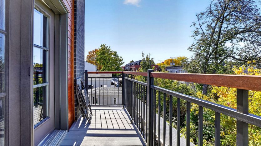 Condo à vendre dans le Vieux-Terrebonne – 516, rue Saint-Pierre
