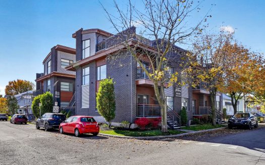 Condo à vendre dans le Vieux-Terrebonne – 516, rue Saint-Pierre