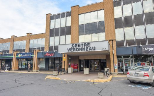 Bureaux à louer dans le Vieux-Longueuil – Centre Véronneau, 365, rue Saint-Jean