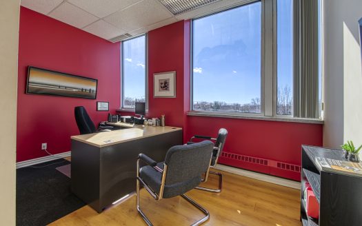 Bureaux à louer dans le Vieux-Longueuil – Centre Véronneau, 365, rue Saint-Jean